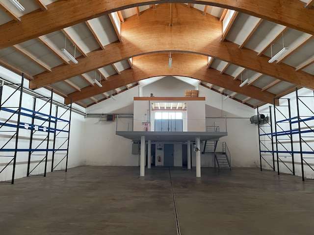 Halle in Bötzingen 2.950 € 455 m² zimmer