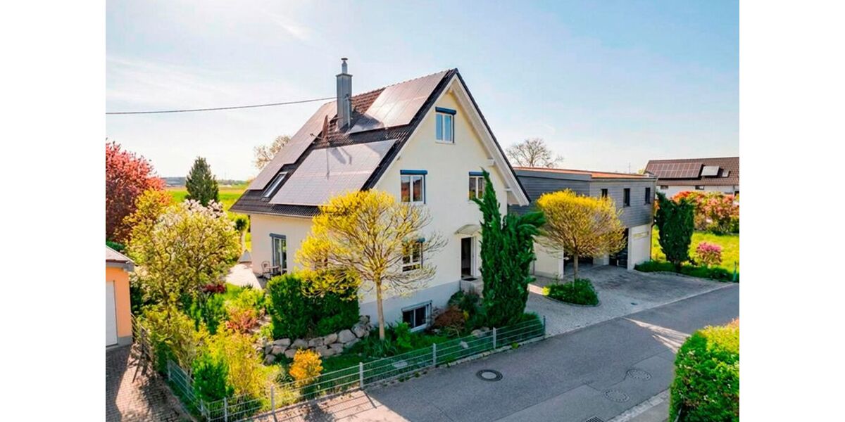 Provisionsfrei* Modernes Einfamilienhaus mit hochwertigem Anbau, Doppelgarage und Pool in Buggingen - Einfamilienhaus Buggingen Buggingen (Kernort) | Angebot:25967813