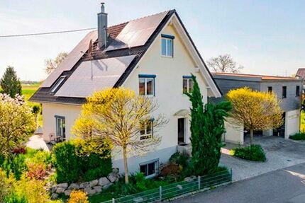 Provisionsfrei* Modernes Einfamilienhaus mit hochwertigem Anbau, Doppelgarage und Pool in Buggingen - Haus Buggingen Buggingen (Kernort) | Angebot:25967813