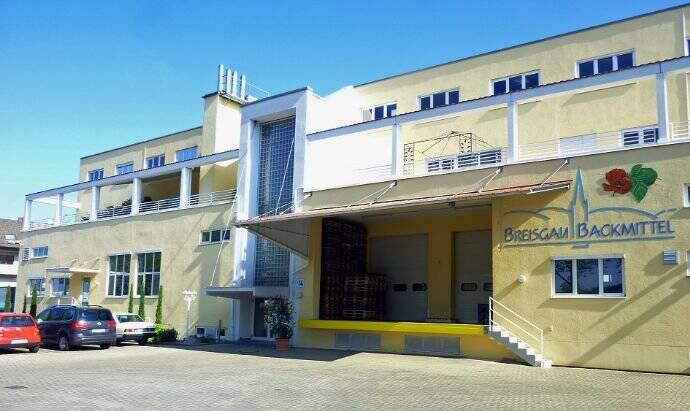 Gewerbeobjekt Freiburg im Breisgau Haslach - 3 Zimmer, 155 m&sup2;, 1.705&euro; | Angebot:25152717