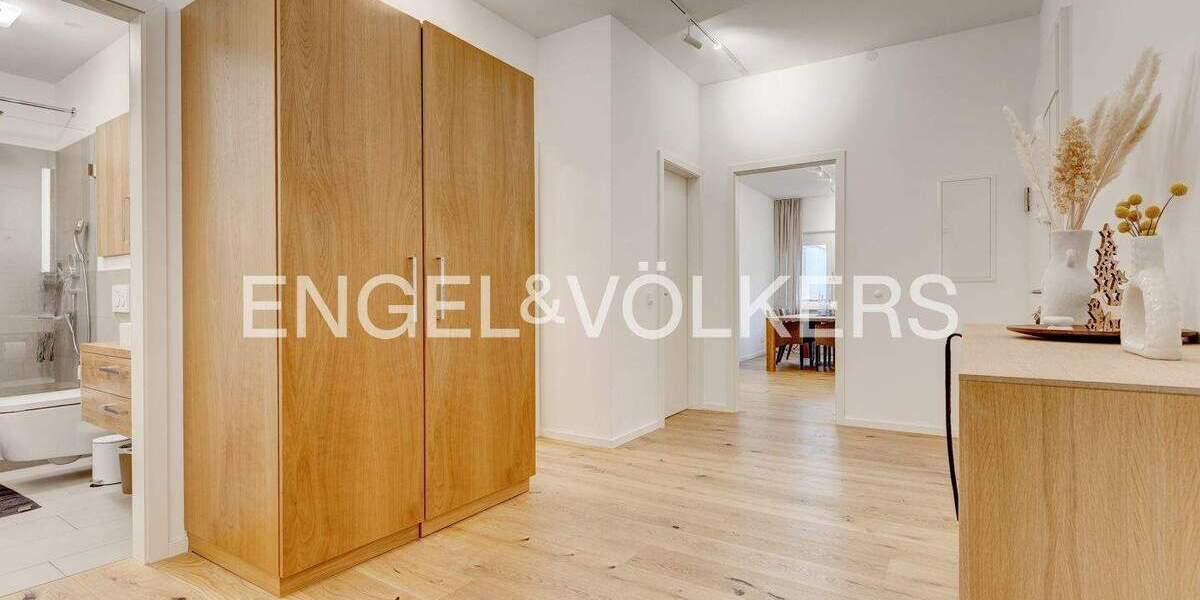 Etagenwohnung Freiburg Altstadt - 4 Zimmer, 132 m&sup2;, 750.000&euro; | Angebot:25999868