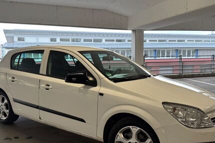 Opel Astra 180.000 km 3.800 &euro; Freiburg 79106