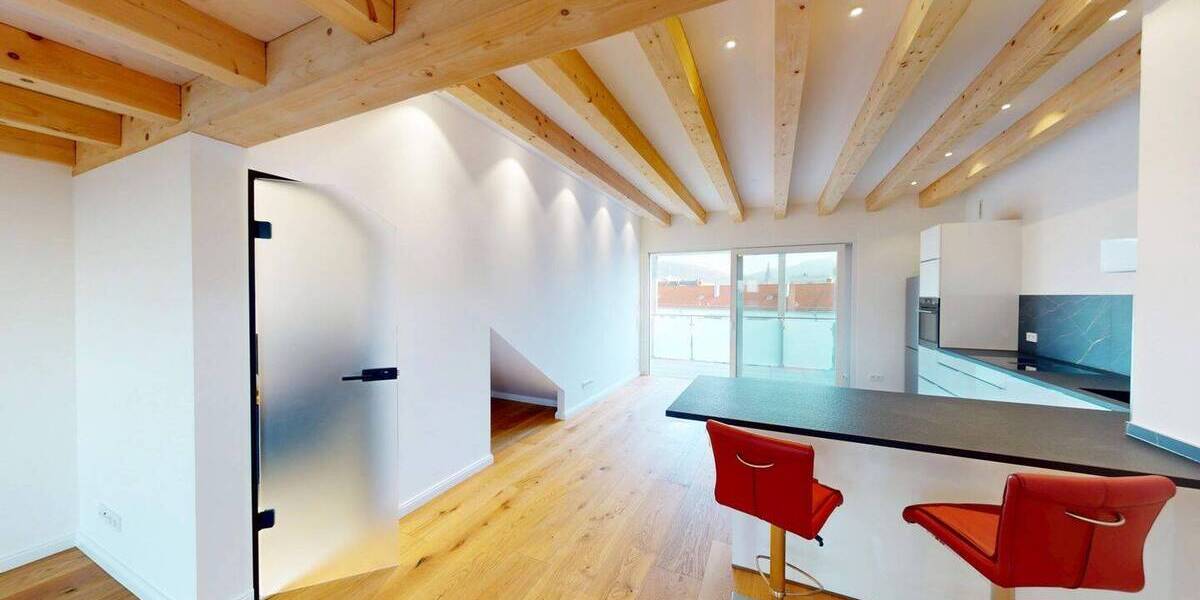 Etagenwohnung Freiburg Stühlinger - 2 Zimmer, 109 m&sup2;, 2.690&euro; | Angebot:26571760