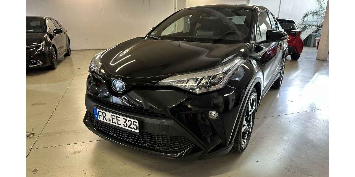 Toyota C-HR 7.000 km 27.990 &euro; Freiburg 79111