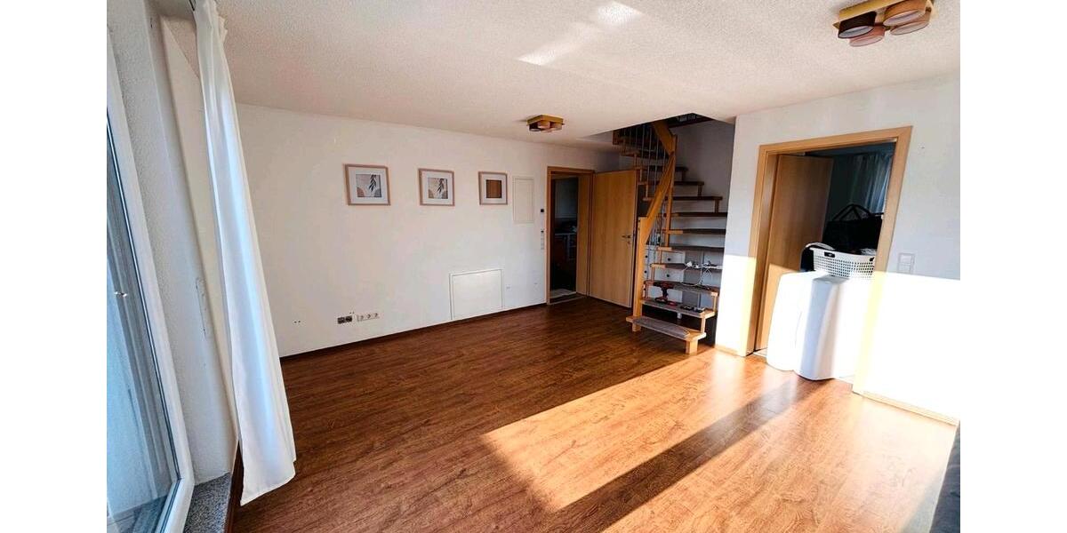 Maisonettenwohnung March - 2.5 Zimmer, 93 m&sup2;, 1.300&euro; | Angebot:25312615