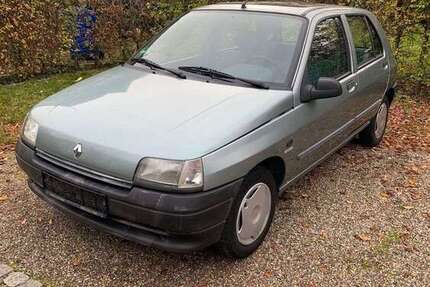 Renault Clio 44.500 km 3.000 € Kenzingen 79341