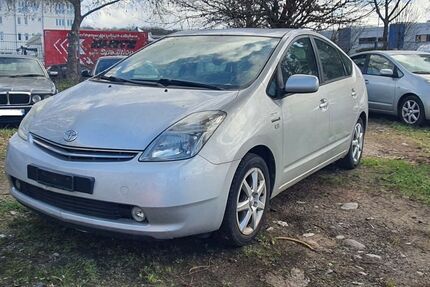 Toyota Prius 207.039 km 4.500 &euro; Freiburg 79108