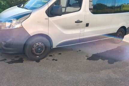 Opel Vivaro 144.400 km 15.500 &euro; Gundelfin 79194