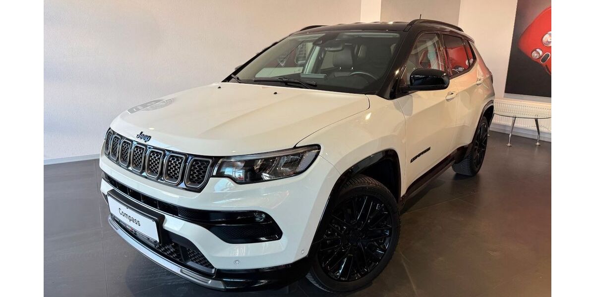 Jeep Compass 30.500 km 25.990 &euro; Hartheim am Rhein 79258