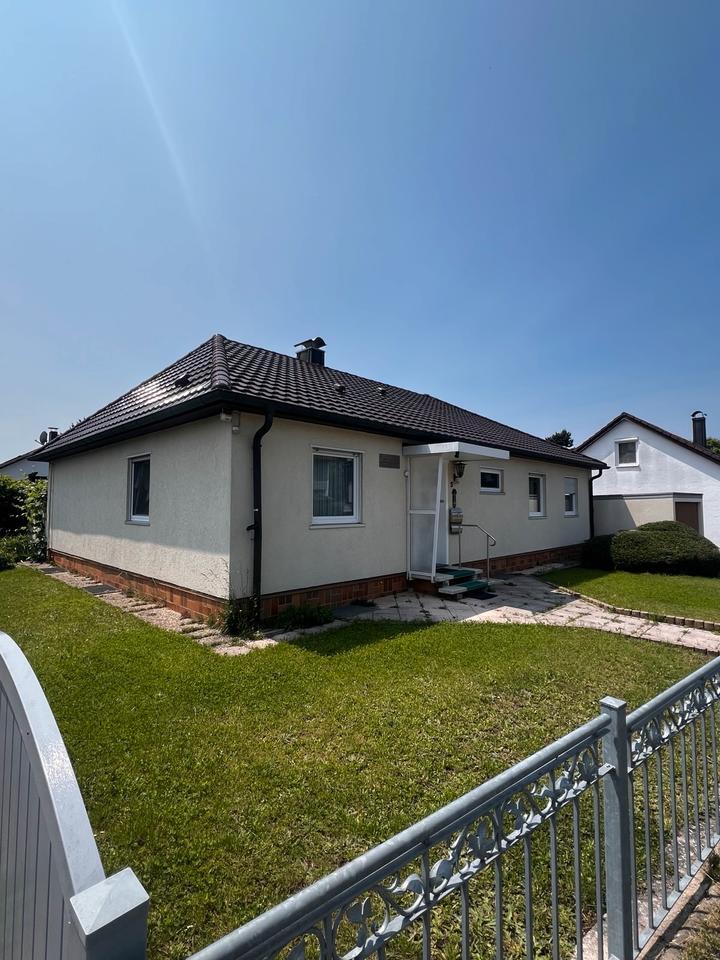 Freistehendes Haus zur Miete mit großem Garten