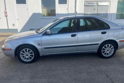 Volvo S40