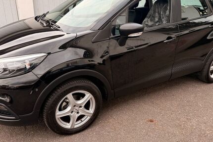 Renault Captur 69.600 km 6.990 &euro; Freiburg 79115