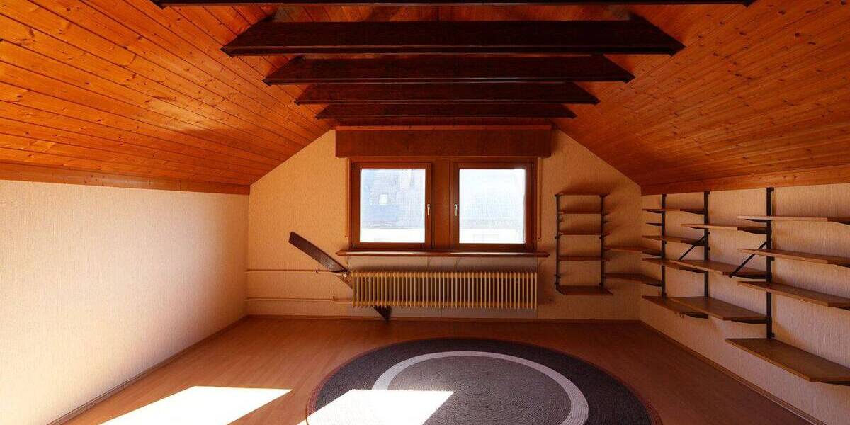 Einfamilienhaus Breisach am Rhein Breisach - 7 Zimmer, 180 m&sup2;, 585.000&euro; | Angebot:26797913