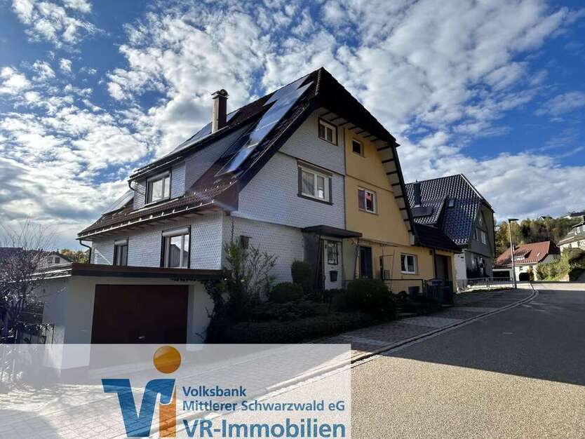 Haus zum Kaufen in Furtwangen 205.000 € 129 m²
