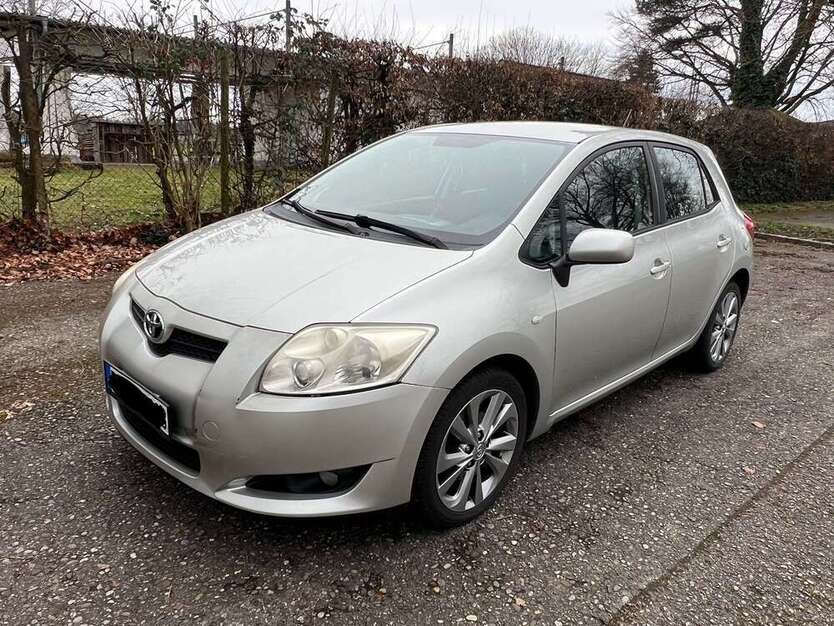 Auris