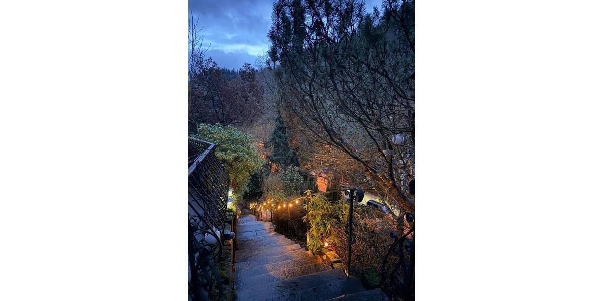 Etagenwohnung Freiburg Herdern - 6 Zimmer, 300 m&sup2;, 2.300.000&euro; | Angebot:25997752