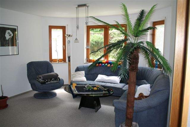 Helle 2-Zimmer-Untergeschoss-Wohnung in guter Wohnlage