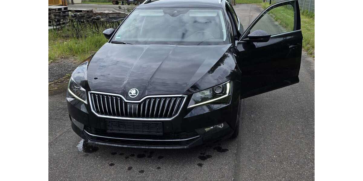 Skoda Superb 145.722 km 18.000 &euro; Sulzburg 79295