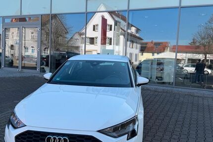 Audi A3 14.200 km 27.980 &euro; Buggingen-Seefelden 79426