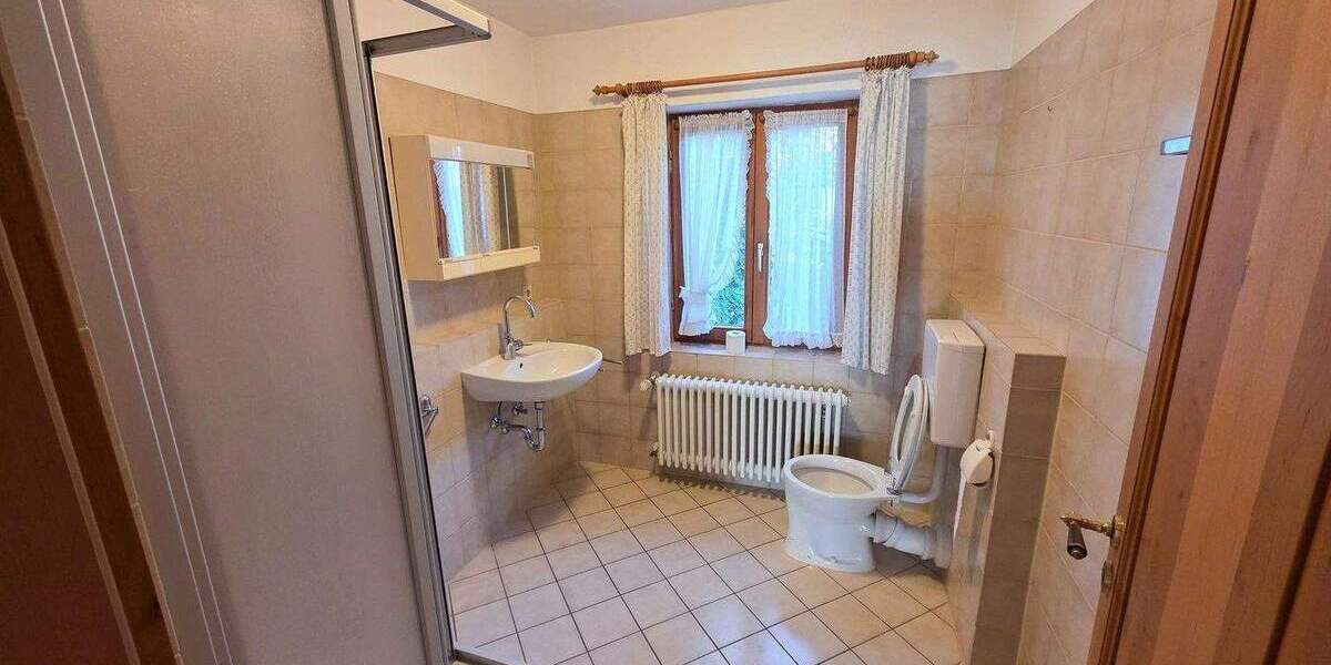 Einfamilienhaus Freiburg Munzingen - 1 Zimmer, 296 m&sup2;, 1.800.000&euro; | Angebot:25168304