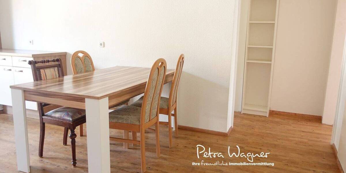Etagenwohnung Freiburg im Breisgau Stühlinger - 3 Zimmer, 106 m&sup2;, 480.000&euro; | Angebot:26433507