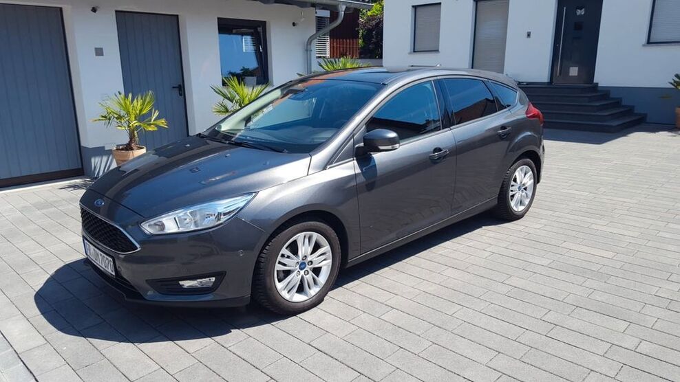 Ford Focus 79.500 km 10.750 € Breisach 79206
