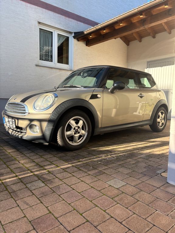 Mini Cooper 140.000 km 4.400 € Ringsheim 77975