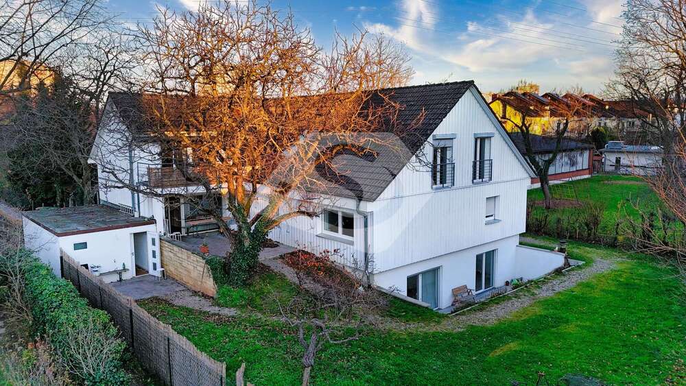 Haus zum Kaufen in Freiburg im Breisgau 1.284.000 € 435 m² 15 zimmer