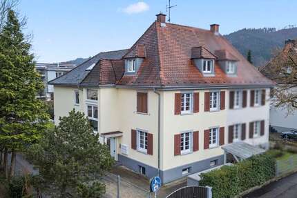 Haus Freiburg im Breisgau Ebnet - 10 Zimmer, 250 m&sup2;, 1.585.000&euro; | Angebot:24535362