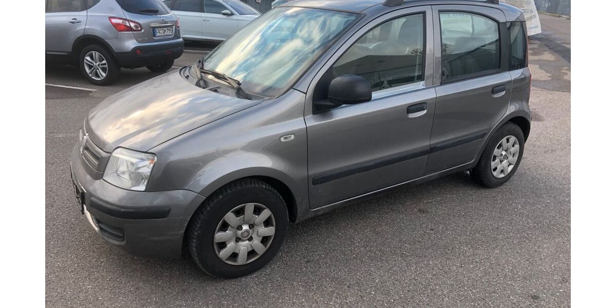 Fiat Panda 99.053 km 2.550 &euro; Freiburg 79102