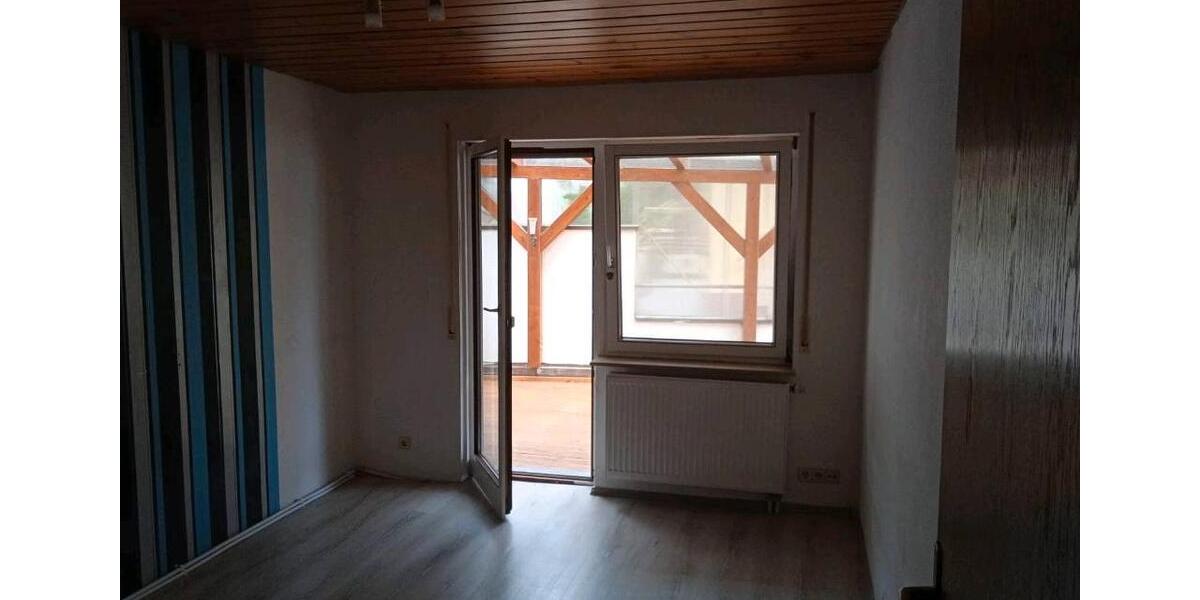 Mehrfamilienhaus, Wohnhaus Malterdingen - 8 Zimmer, 220 m&sup2;, 470.000&euro; | Angebot:26087156