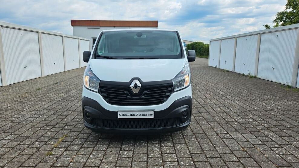Renault Trafic 165.000 km 10.300 € Kenzingen 79341