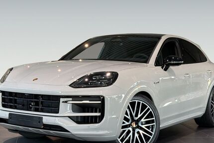 Porsche Cayenne 9.900 km 121.860 &euro; Freiburg 79115