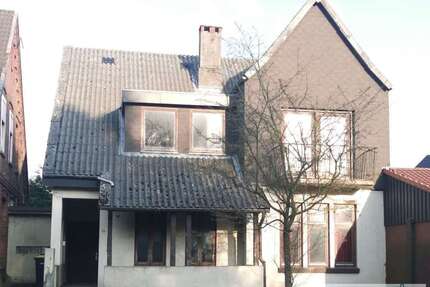 Haus zum Kaufen in Bremervörde 129.000 € 210 m²
