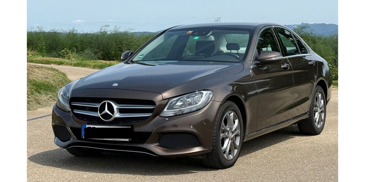 Mercedes-Benz C 400 192.000 km 17.300 &euro; Freiburg 79100