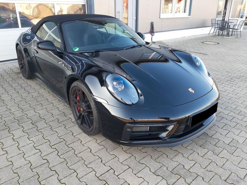 992