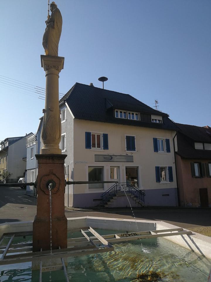 schönes Büro Gewerberäumlichkeiten zu vermieten zimmer