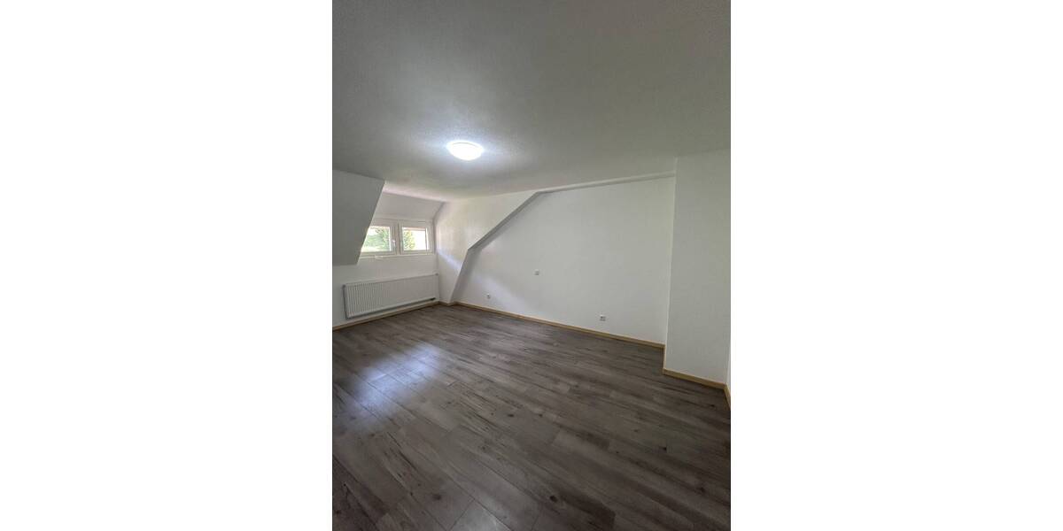 Etagenwohnung Todtnau - 5 Zimmer, 144 m&sup2;, 239.000&euro; | Angebot:20046913