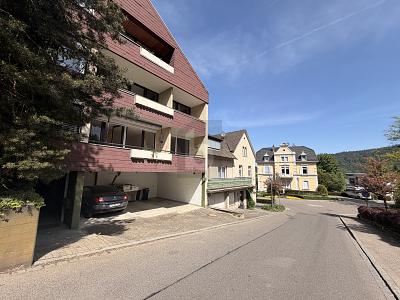 SONNENDURCHFLUTET MIT ZWEI BALKONEN - Etagenwohnung Badenweiler | Angebot:26764067