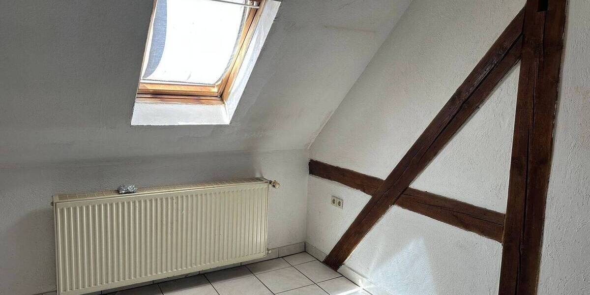 Mehrfamilienhaus, Wohnhaus Endingen - 9 Zimmer, 208 m&sup2;, 449.000&euro; | Angebot:26916485