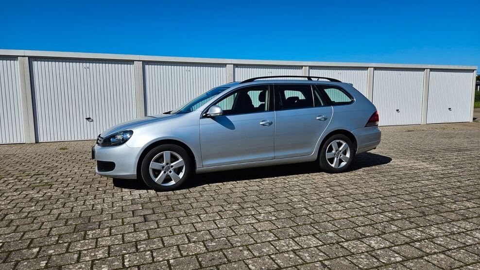 VW Golf 159.000 km 5.500 € Kenzingen 79341