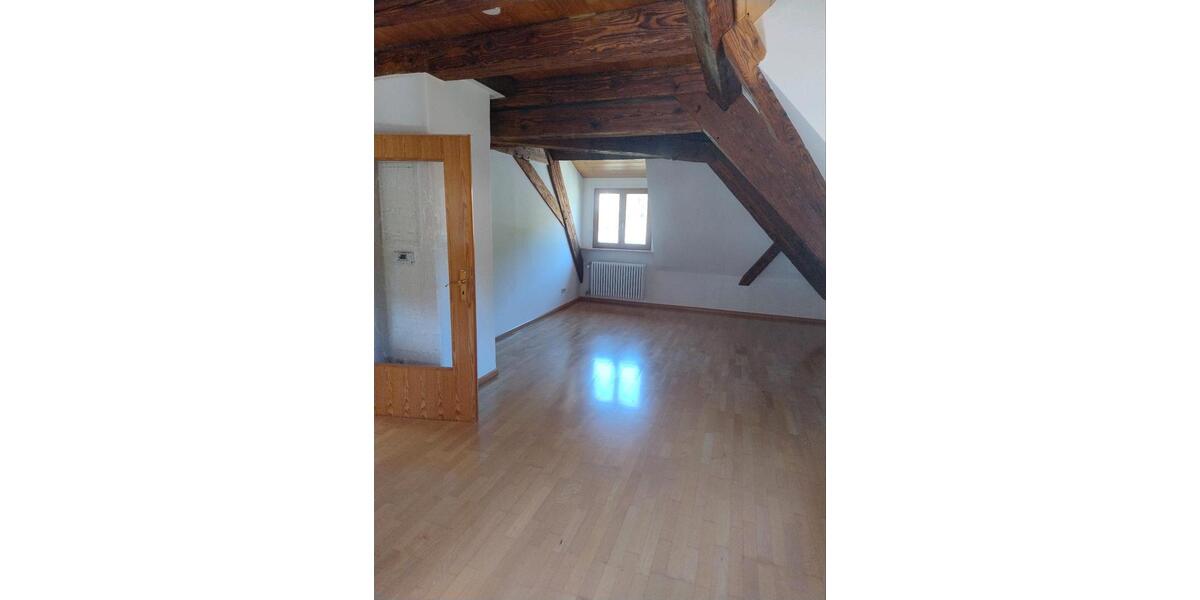 Dachgeschoßwohnung Sulzburg - 3 Zimmer, 87 m&sup2;, 1.050&euro; | Angebot:26414173