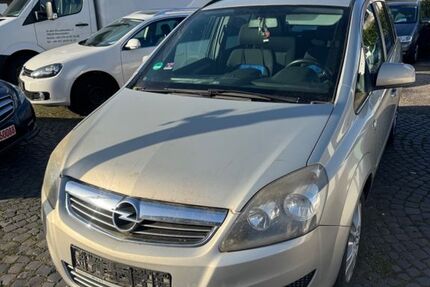 Opel Zafira 195.000 km 2.399 &euro; Freiburg 79111