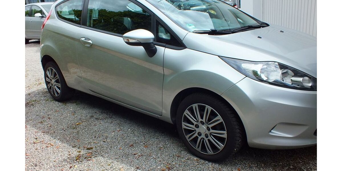 Ford Fiesta 100.000 km 3.450 &euro; Waldkirch-Suggental 79183