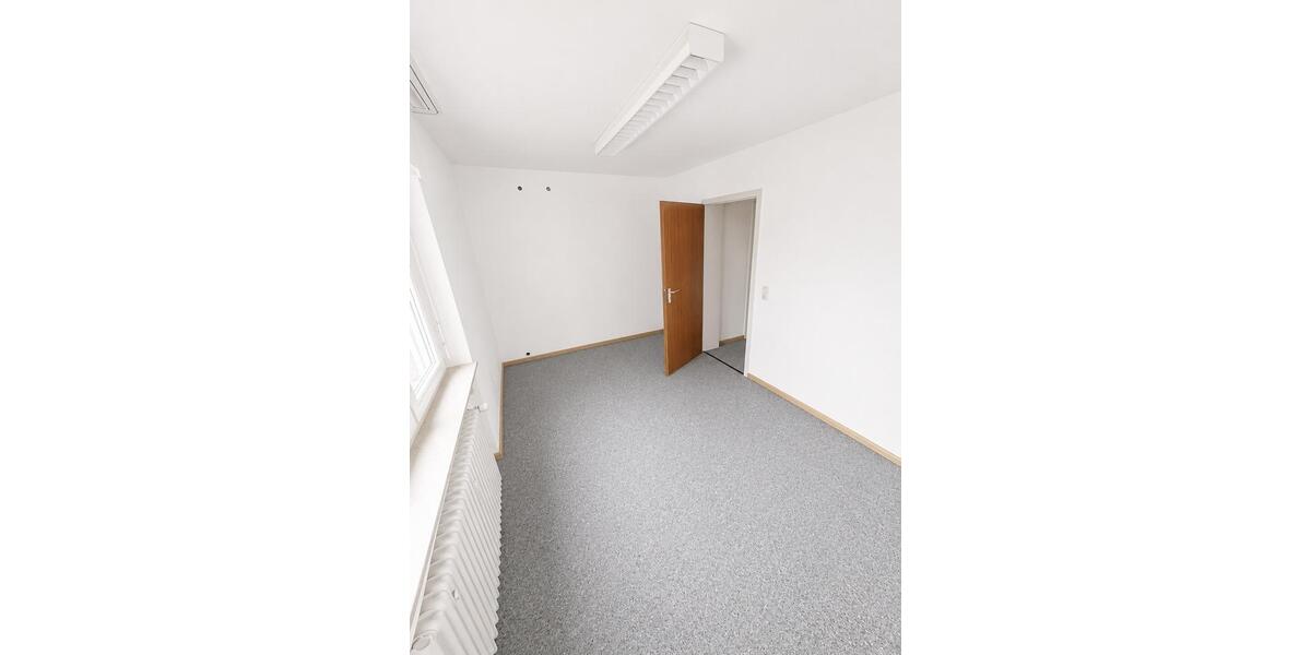 Gewerbeobjekt Waldkirch - 1.050&euro; | Angebot:26668264