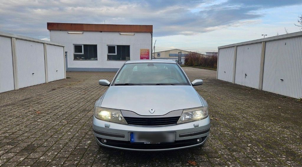 Renault Laguna 155.000 km 1.099 &euro; Teningen 79331
