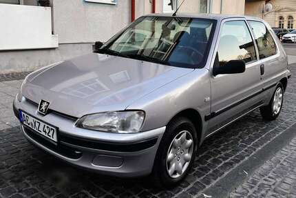 Peugeot 106