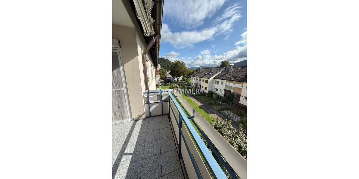 Etagenwohnung Waldkirch - 4 Zimmer, 81 m&sup2;, 285.000&euro; | Angebot:27302147