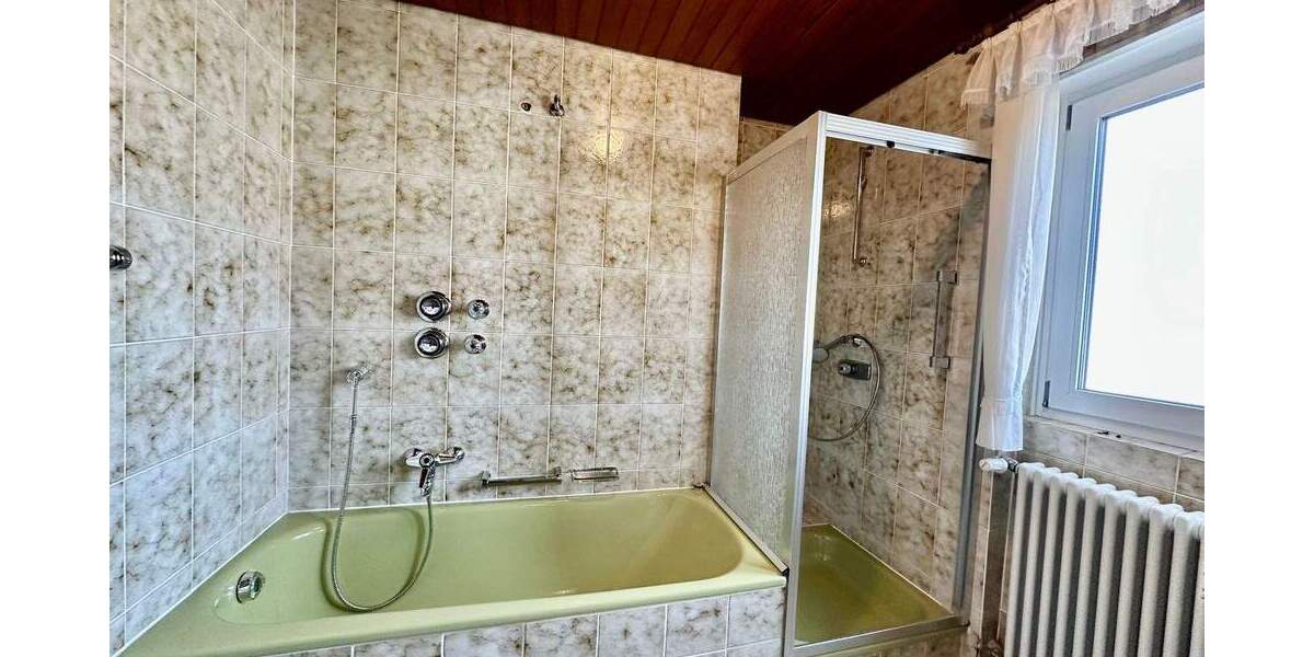 Etagenwohnung Kenzingen - 3 Zimmer, 96 m&sup2;, 310.000&euro; | Angebot:24827288