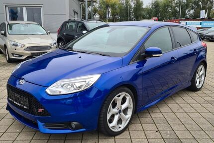 Ford Focus 122.000 km 12.999 € Endingen 79346